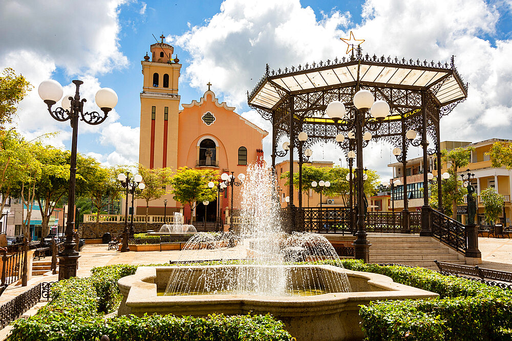 Town square and church of San Antonia de Padua, Barranquitas, Cordillera Central, Puerto Rico, Caribbean, Central America