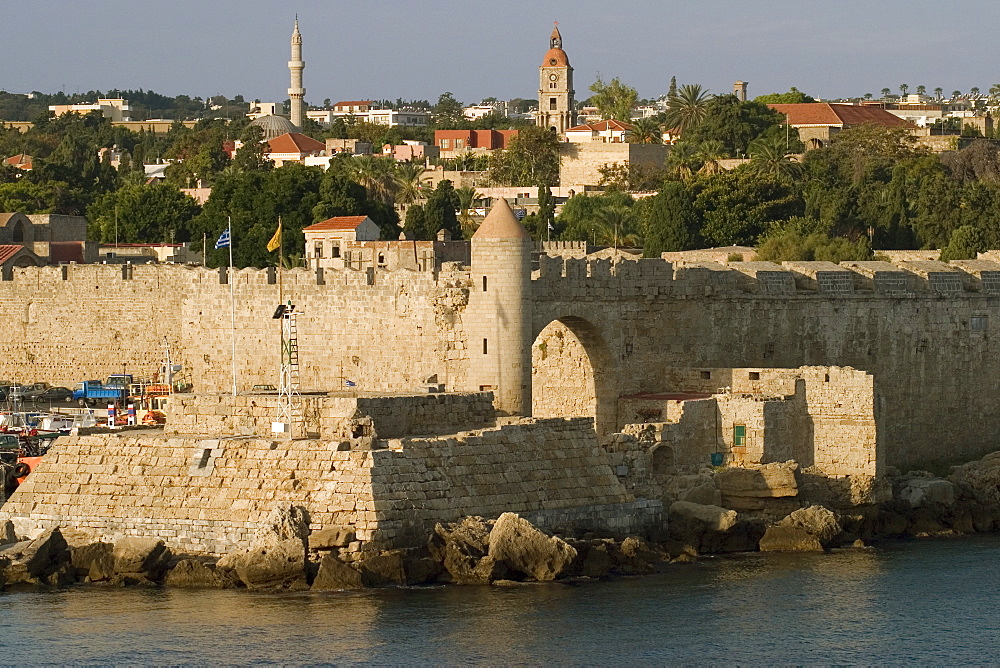 Old city walls, Rhodes, Dodecanese, Greek Islands, Greece, Europe