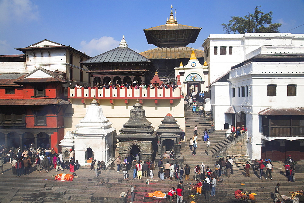 Cremation ceremony on banks of Bagmati River at Shivaratri festival, Pashupatinath Temple, UNESCO World Heritage Site, Kathmandu, Nepal, Asia