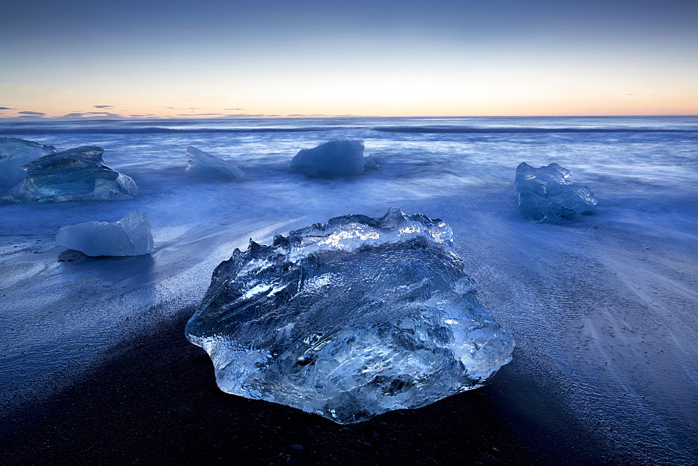 Jokulsa Beach at sunrise, on the edge of the Vatnajokull National Park, South Iceland, Iceland, Polar Regions