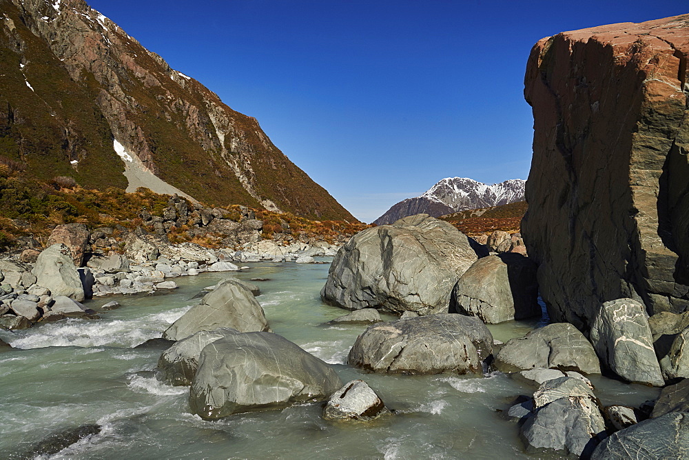 The Hooker River running off Mount Cook (Aoraki) from The Hooker Valley Track, Mount Cook National Park, UNESCO World Heritage Site, Southern Alps, South Island, New Zealand, Pacific