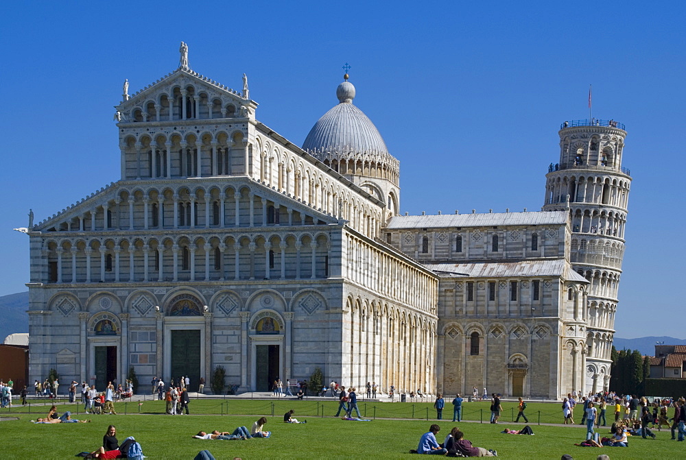 Duomo and Leaning Tower, UNESCO World Heritage Site, Pisa, Tuscany, Italy, Europe