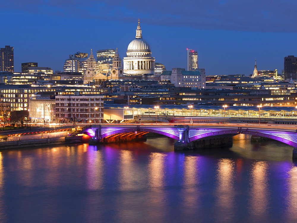 St. Paul's Cathedral and Blackfriars Bridge at dusk, London, England, United Kingdom, Europe