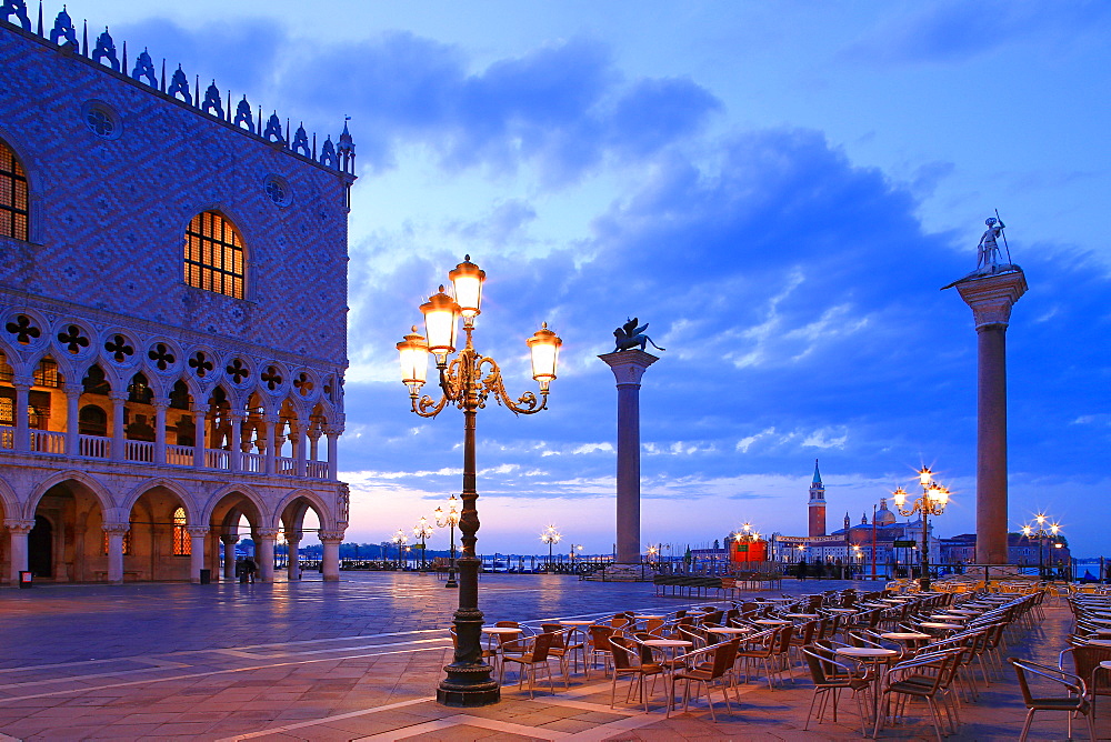 Doge's Palace and Piazzetta against San Giorgio Maggiore in the early morning light, Venice, UNESCO World Heritage Site, Veneto, Italy, Europe