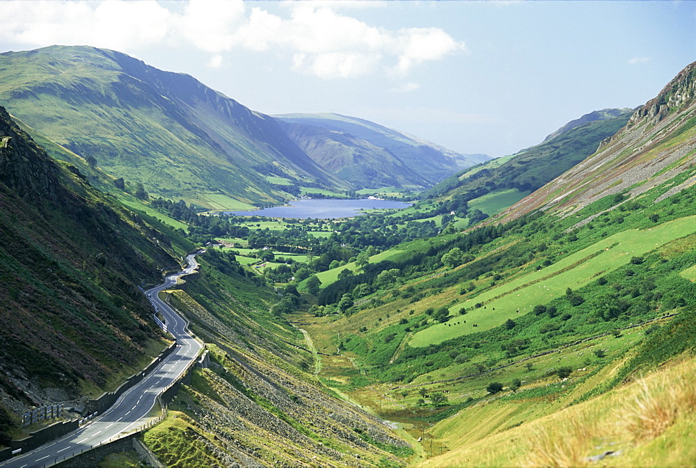 Tal-y-Llyn valley and pass, Snowdonia National Park, Gwynedd, Wales, United Kingdom, Europe