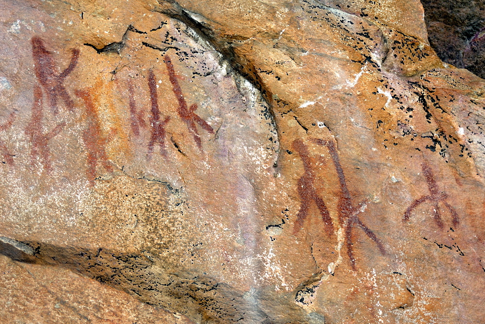 Rock paintings, erect pensises men, Tsodilo Hills, UNESCO World Heritage Site, Botswana, Africa