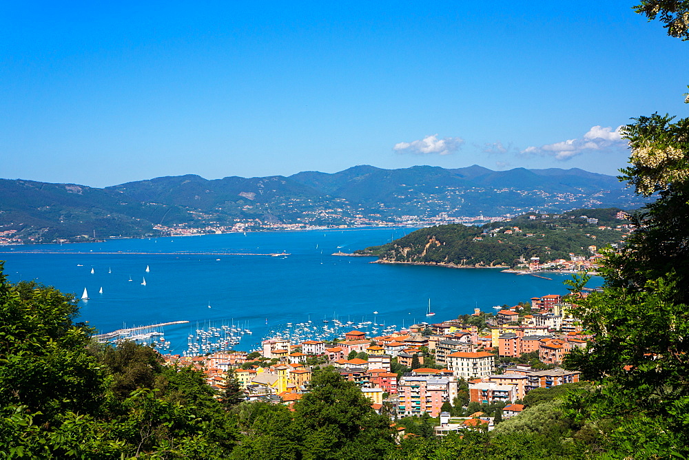 Lerici, view overlooking town and bay, Liguria, Italy, Europe