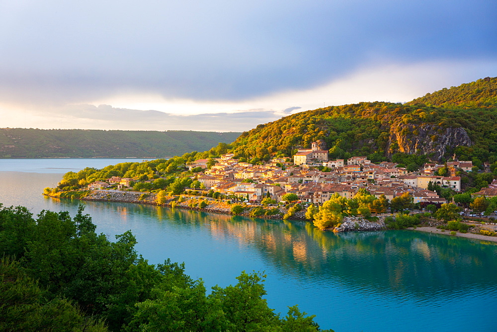 Bauduen Village, Lac de Sainte-Croix, Gorges du Verdon, France, Europe