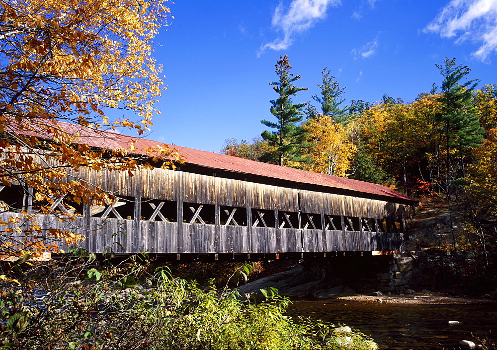 The Albany covered bridge across a river, White Mountains National Forest, New Hampshire, New England, USA 