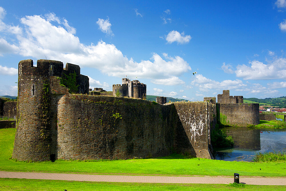 Caerphilly Castle, Caerphilly, Glamorgan, Wales, United Kingdom, Europe