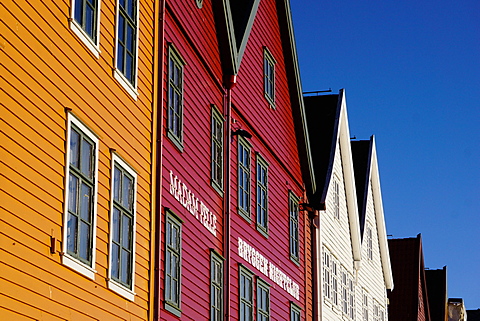 Traditional wooden Hanseatic merchants buildings of the Bryggen, UNESCO World Heritage Site, Bergen, Hordaland, Norway, Scandinavia, Europe