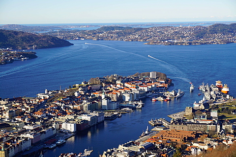 View of Bergen from Mount Floyen, Bergen, Hordaland, Norway, Scandinavia, Europe