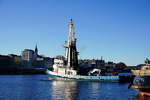 View on the harbour with trawler, Bergen, Hordaland, Norway, Scandinavia, Europe