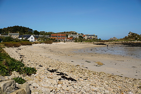 Beach at Old Grimsby with Ruin restaurant in background, Tresco, Isles of Scilly, England, United Kingdom, Europe