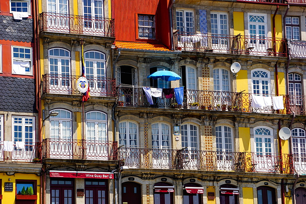 Ribeira district, UNESCO World Heritage Site, Porto (Oporto), Portugal, Europe