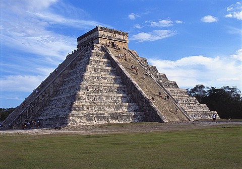 El Castillo, Chichen Itza, Yucatan, Mexico