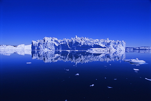 Icebergs from the icefjord, Ilulissat, Disko Bay, Greenland, Polar Regions