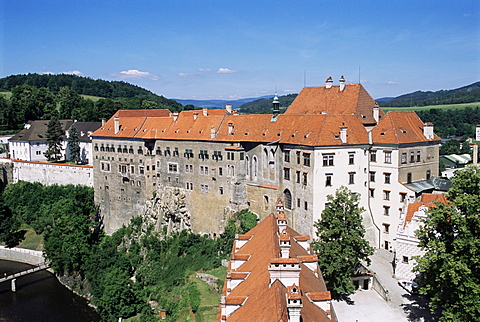 View of the Castle, Cesky Krumlov, UNESCO World Heritage Site, Czech Republic, Europe