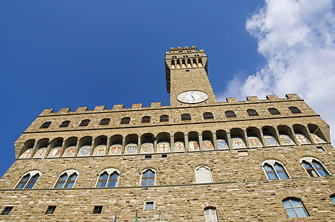 Palazzo Vecchio on the Piazza della Signoria, Florence (Firenze), Tuscany, Italy, Europe