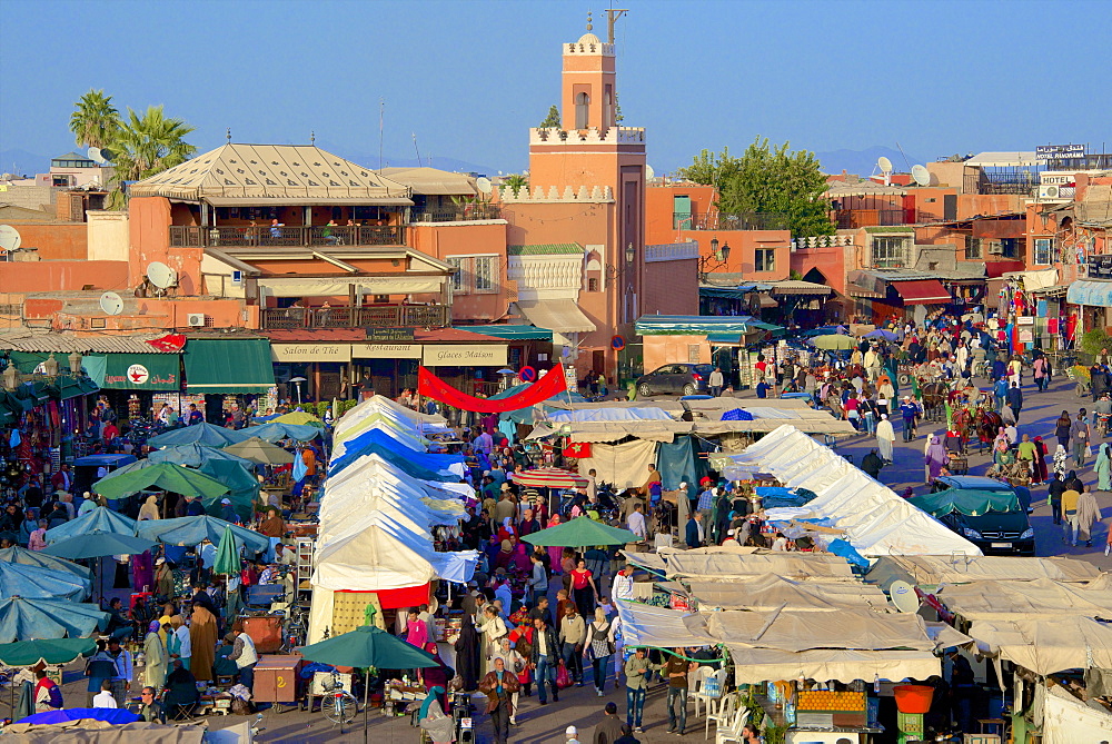 Restaurants, terraces, Kharbouch mosque and minaret, Jemaa-el-Fna Square, Marrakech, Morocco, North Africa, Africa