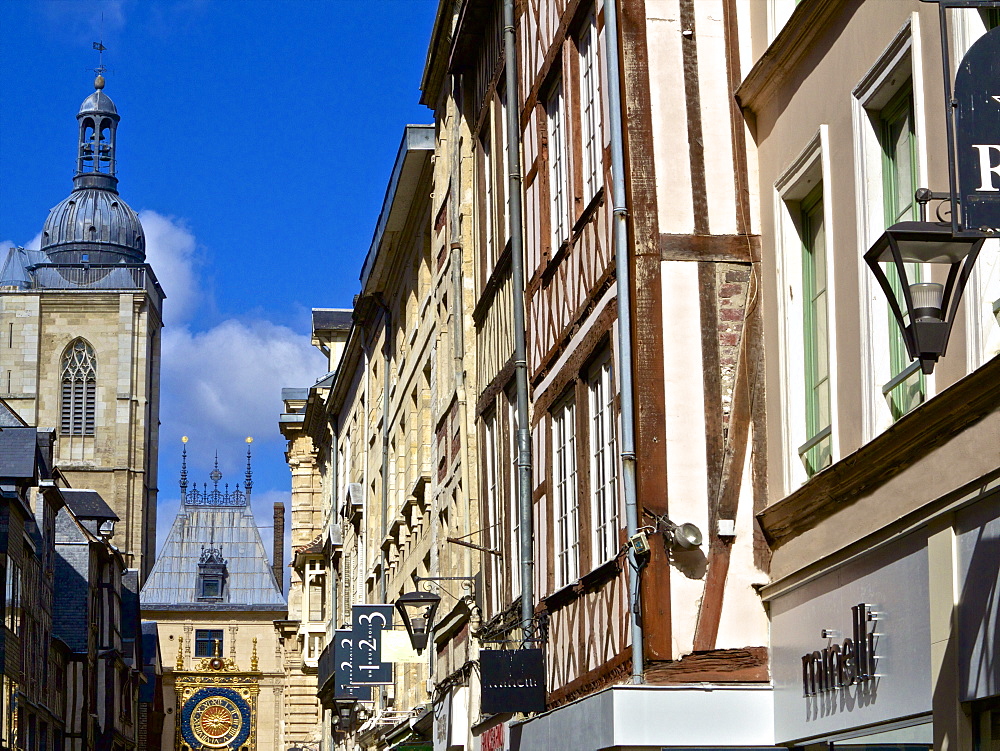 Gros Horloge street, and half timbered houses, Rouen, Normandy, France, Europe