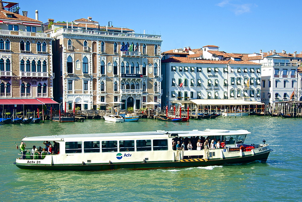 Vaporetto, Hotel Bauer, Hotel Monaco, palace facades and gondolas on the Grand Canal, Venice, UNESCO World Heritage Site, Veneto, Italy, Europe