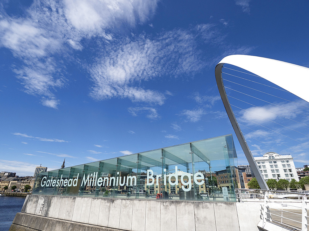 Millennium Bridge over the River Tyne, Gateshead, Newcastle upon Tyne, Tyne and Wear, England, United Kingdom, Europe