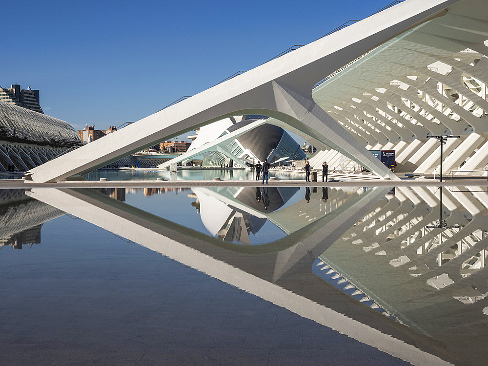 Reflection of the Museu de les Ciences, Science Museum, City of Arts and Sciences, Valencia, Spain, Europe