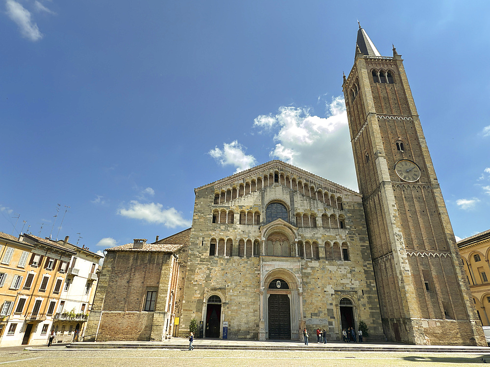 The Cathedral, Piazza Duomo, Parma, Emilia Romagna, Italy, Europe