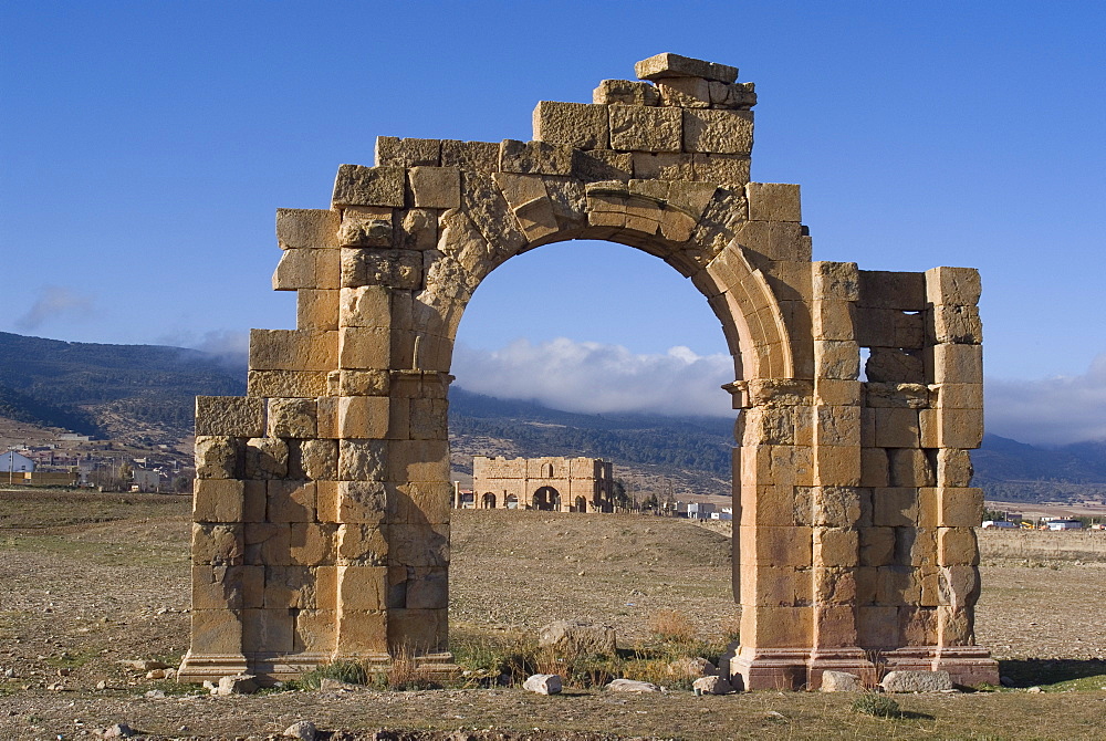 Arch of Commodus, Roman site of Lambaesis, Algeria, North Africa, Africa