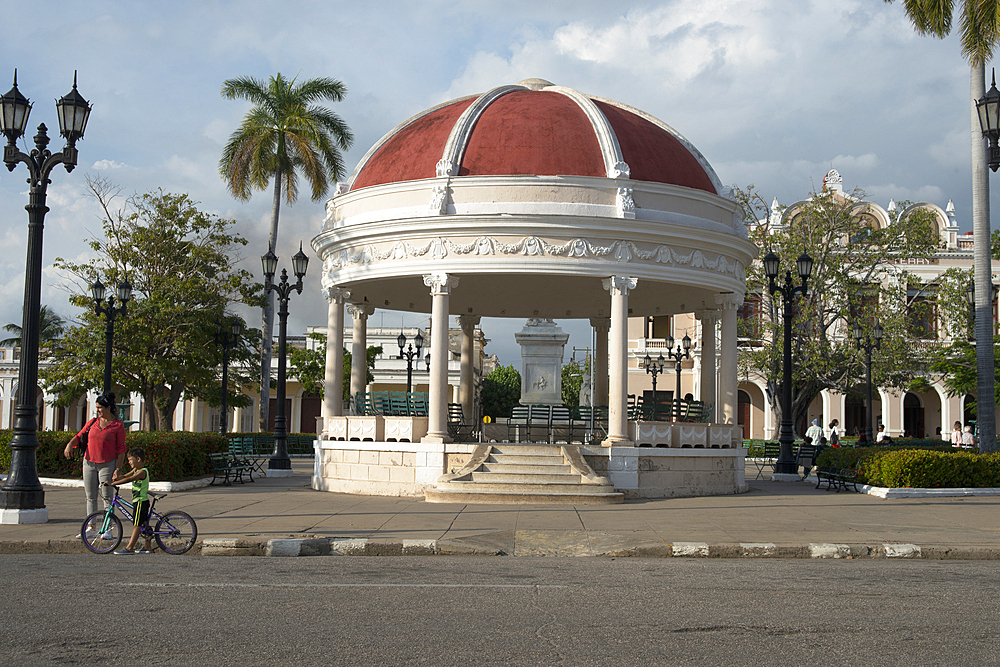 City Centre, Cienfuegos, Cuba, West Indies, Caribbean, Central America