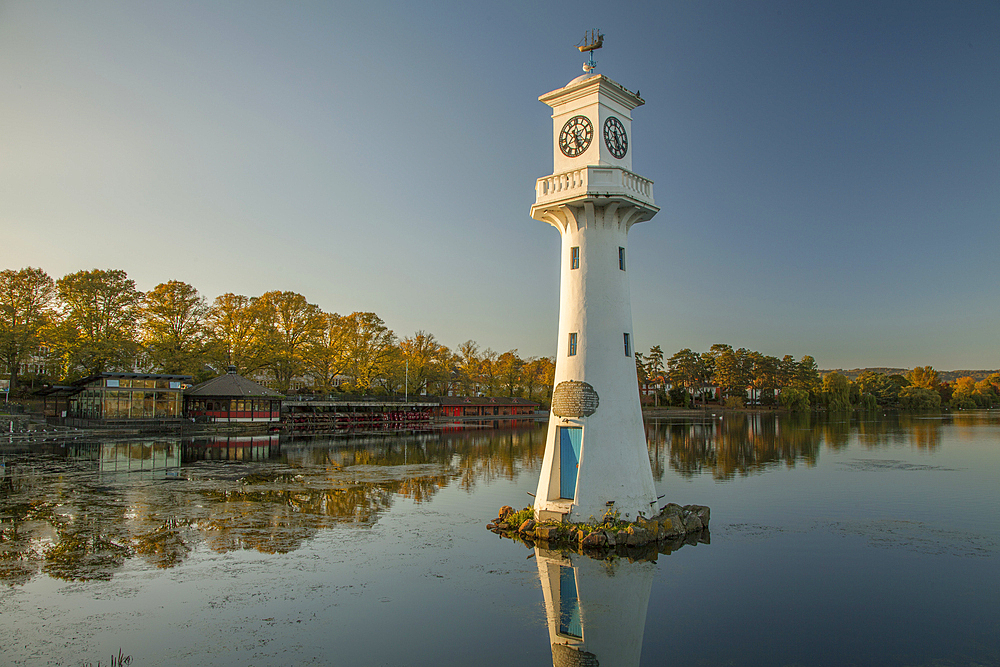 Roath Park Lighthouse, Cardiff, South Wales, Wales, United Kingdom, Europe