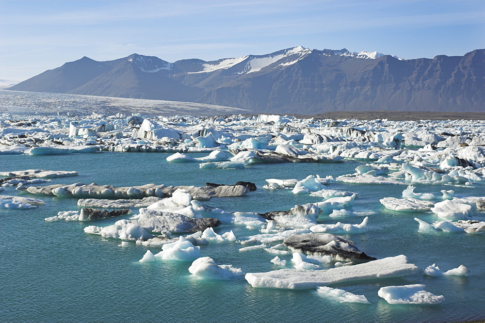 Icebergs in the glacial melt water lagoon at Jokulsarlon, Breidamerkurjokull, South area, Iceland, Polar Regions