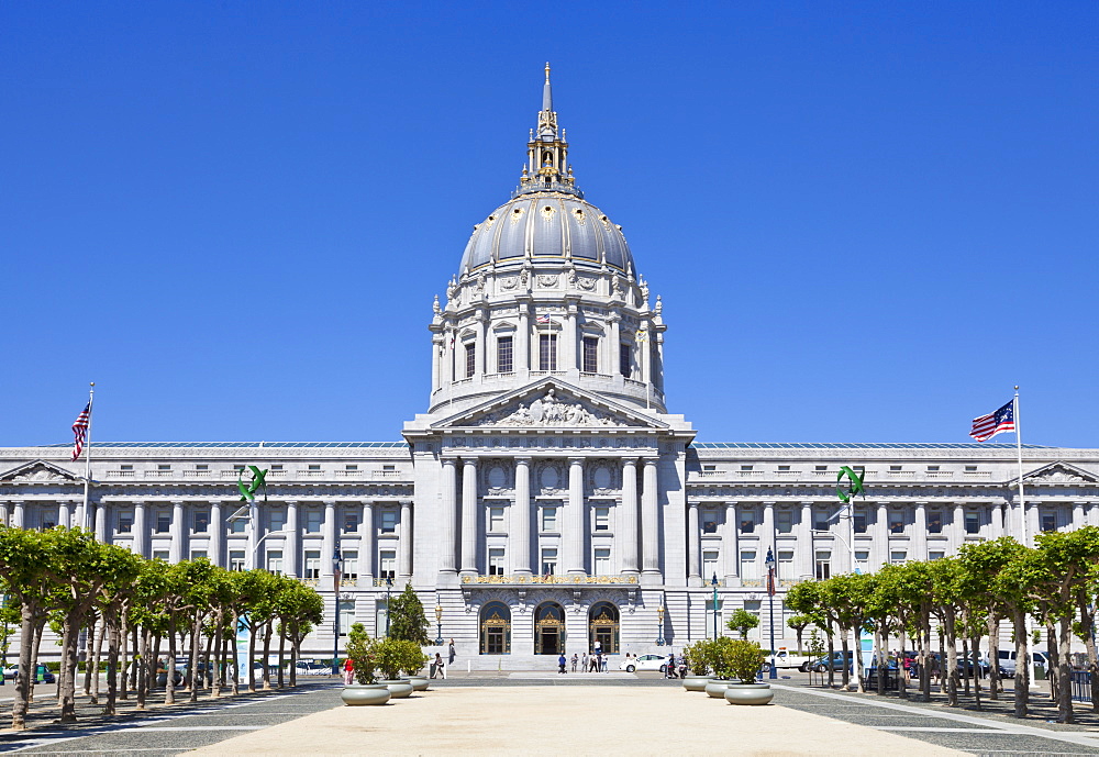 City Hall and Civic Centre, built in 1915 in the French Baroque style by architects Brown and Bakewell, San Francisco, California, United States of America, North America