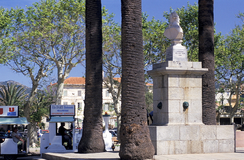 France, Corsica Island, Haute-Corse, L'ile-Rousse, Monument To Pasquale Paoli & Touristic Train