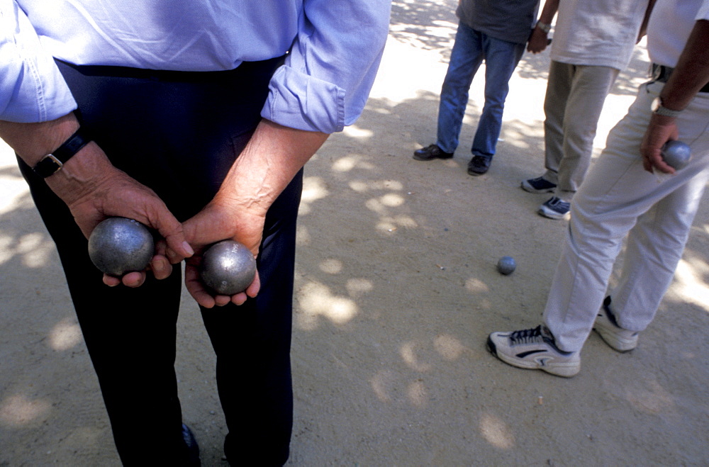 France, Corsica Island, Haute-Corse, L'ile-Rousse, Men Playing Bowls