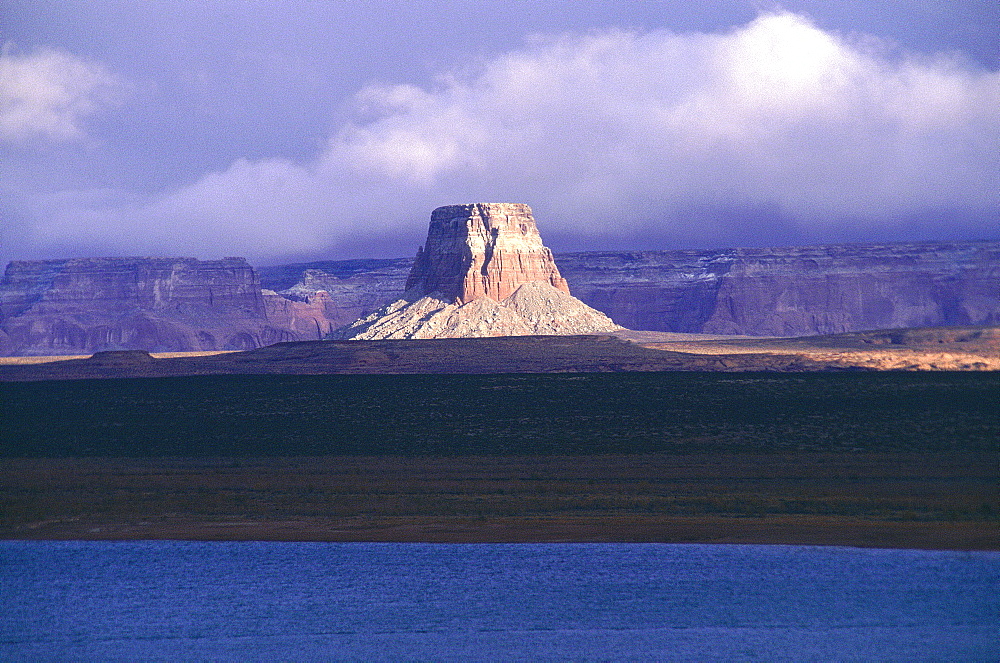 Usa, South West, Lake Powell, Elevated View On A Peak, Stormy Weather