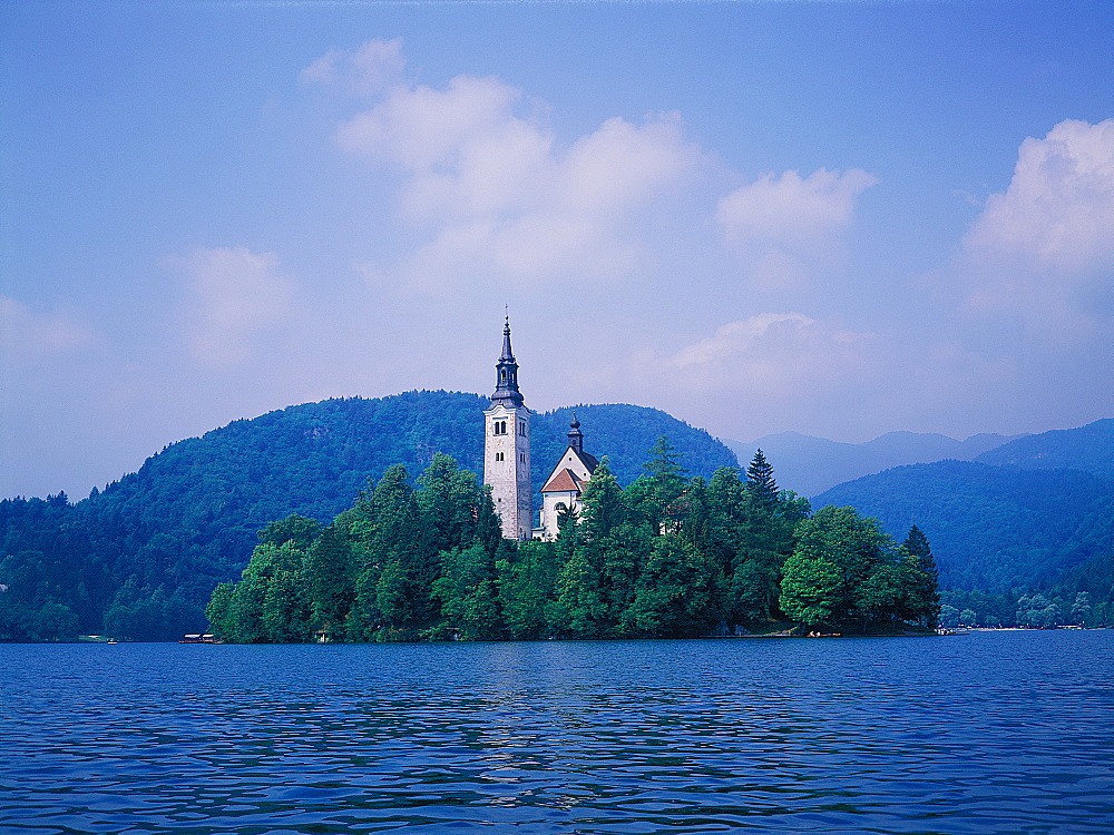 Slovenia, The Julian Alps, Bled Lake (Alt 501m) And The Church Of Vows On An Island