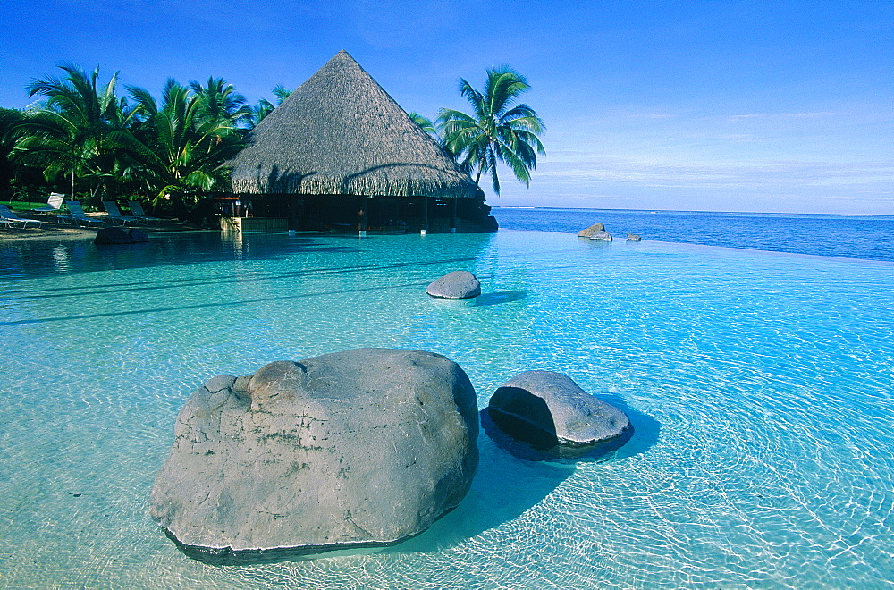 French Polynesia, Tahiti, Hotel Beachcomber Swimming Pool And Lagoon In Punaauia