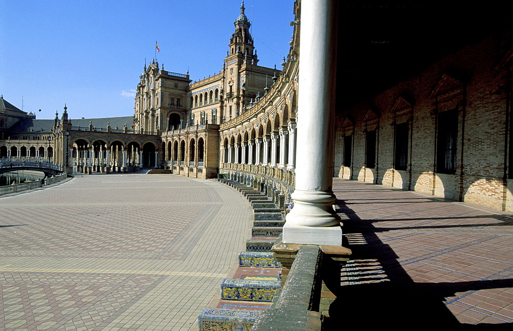 Spain, Andaloucia, Sevilla, Plaza De Espana, 