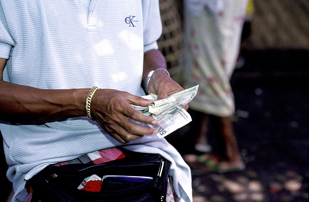 Indonesia, Bali Island, Market, Counting Money