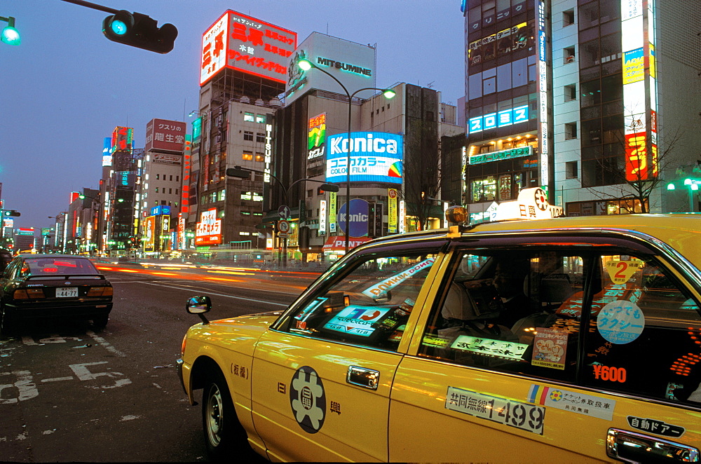 Cab at dusk, Ginza, Tokyo, Japan, Asia