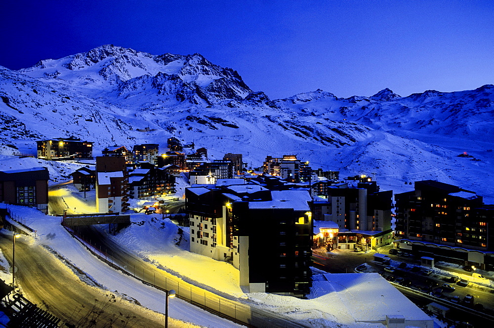 Overview at dusk, Val Thorens, highest ski resort in Europe, Haute-Savoie, French Alps, France, Europe