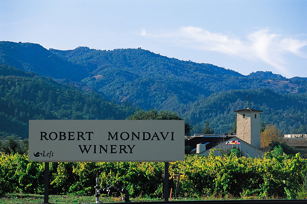 Robert Mondavi Winery, Napa Valley, California, Usa