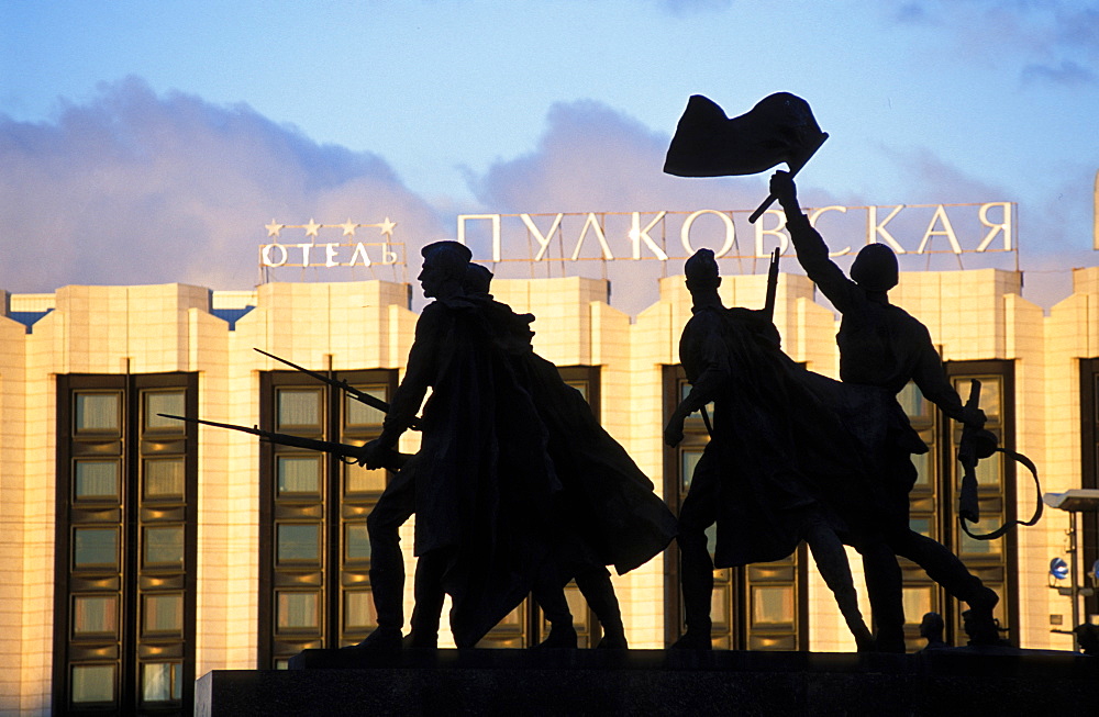 Russia, Saint Petersburg, Victory Square, Monument To The Victory And War Victims 