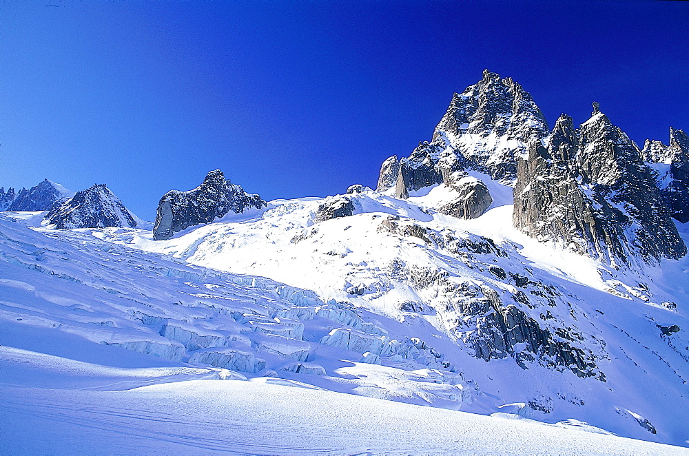 France, Alps In Winter, Haute Savoie, Chamonix, Vallee Blanche, Requin Seracs 