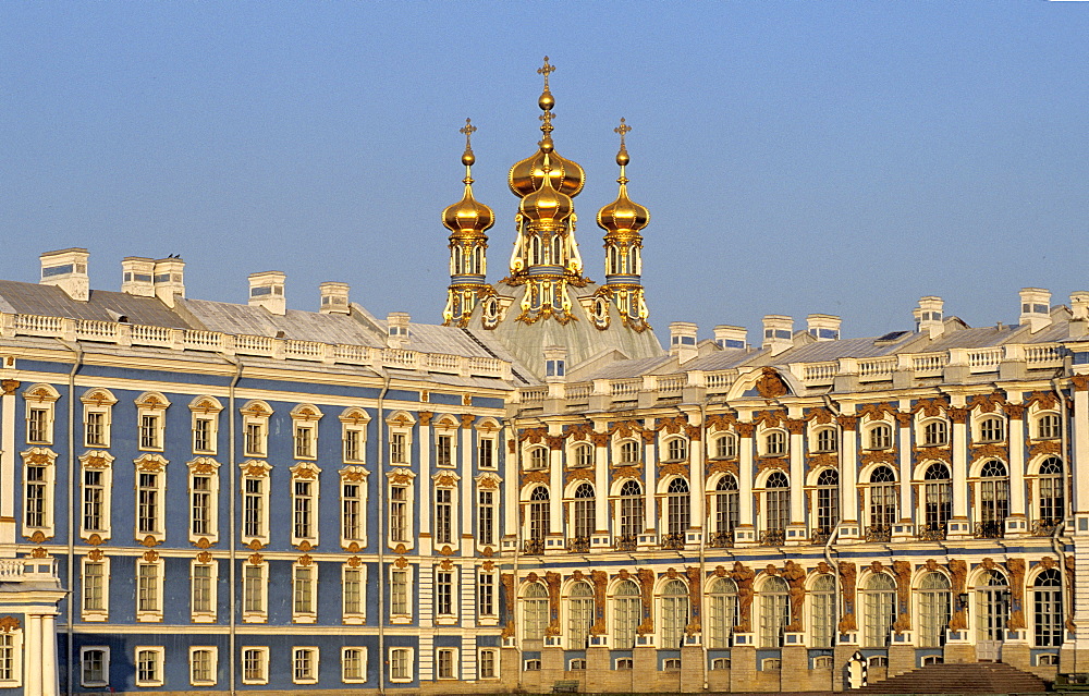 Russia, St-Petersburg, Tsarskoie Selo (Pushkin), Catherine Palace In Ner Yard Facade With Golden Belfries Church 