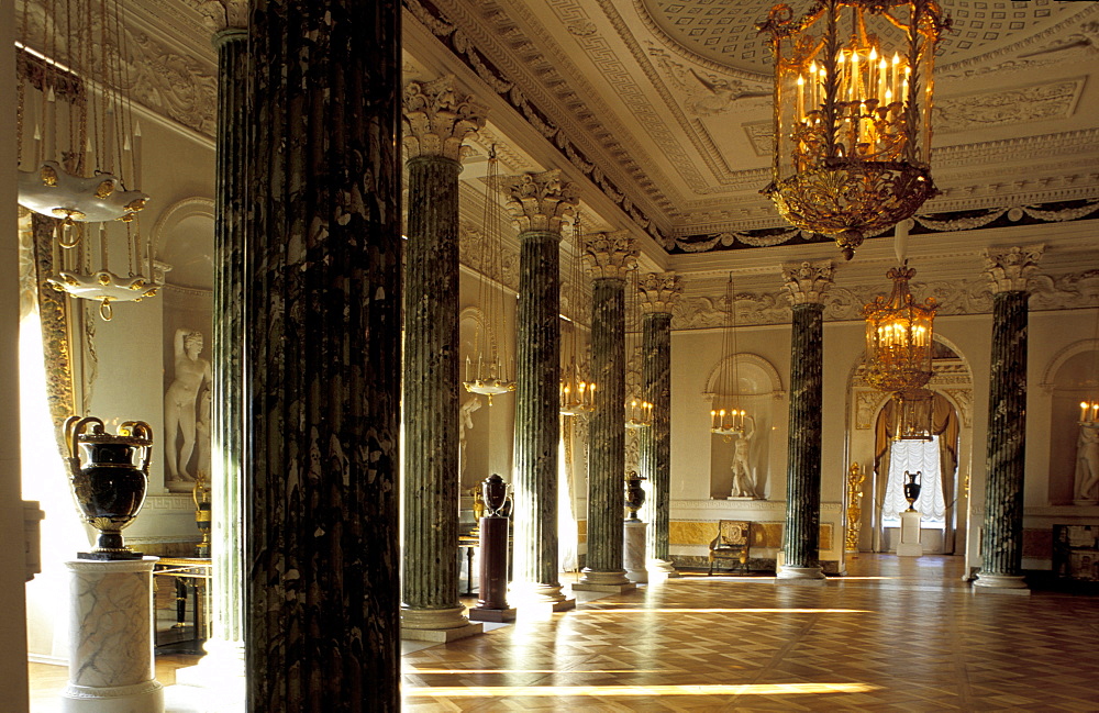 Russia, St-Petersburg, Pavlovsky Palace, The Ball Room