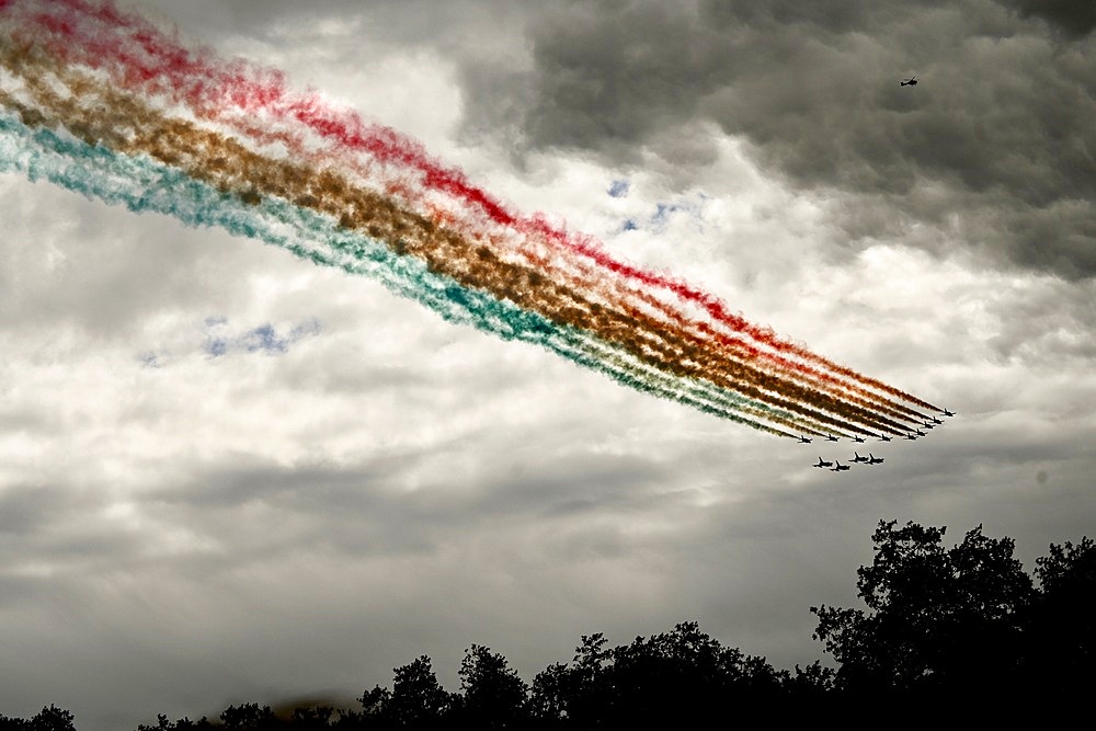 Smoke trail from Red Arrows