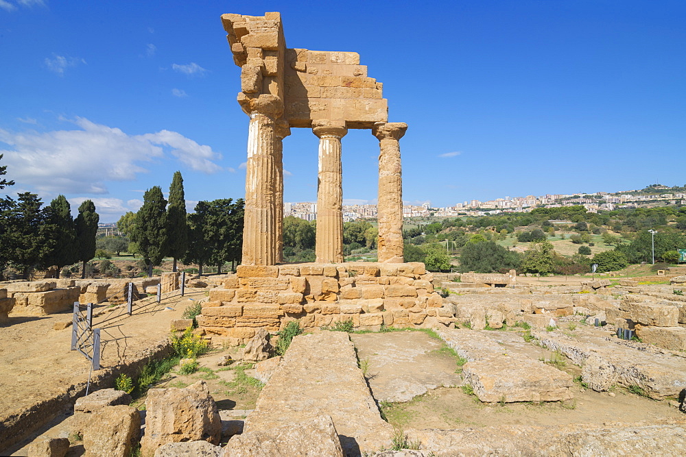 Temple of Castor, Valley of the Temples, Agrigento, UNESCO World Heritage Site, Sicily, Italy, Europe